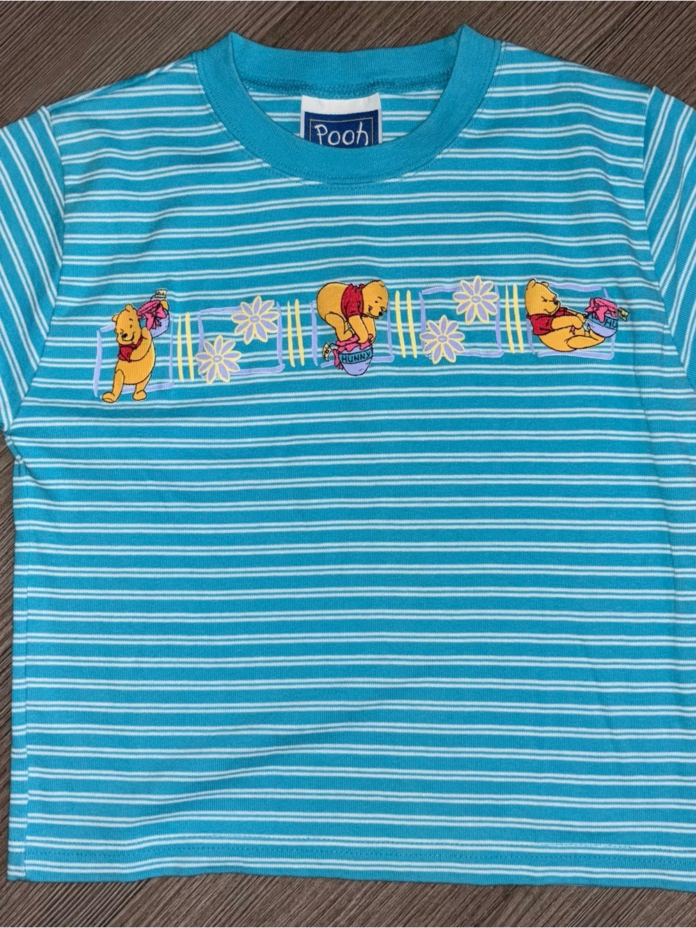 Ladies Vintage 90’s Disney Winnie the Pooh crop top XL